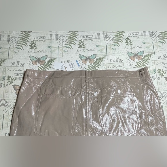 Abercrombie Ultra High Rise 90s tan khaki Faux Leather‎ Pants 36 x 22 - Picture 7 of 16